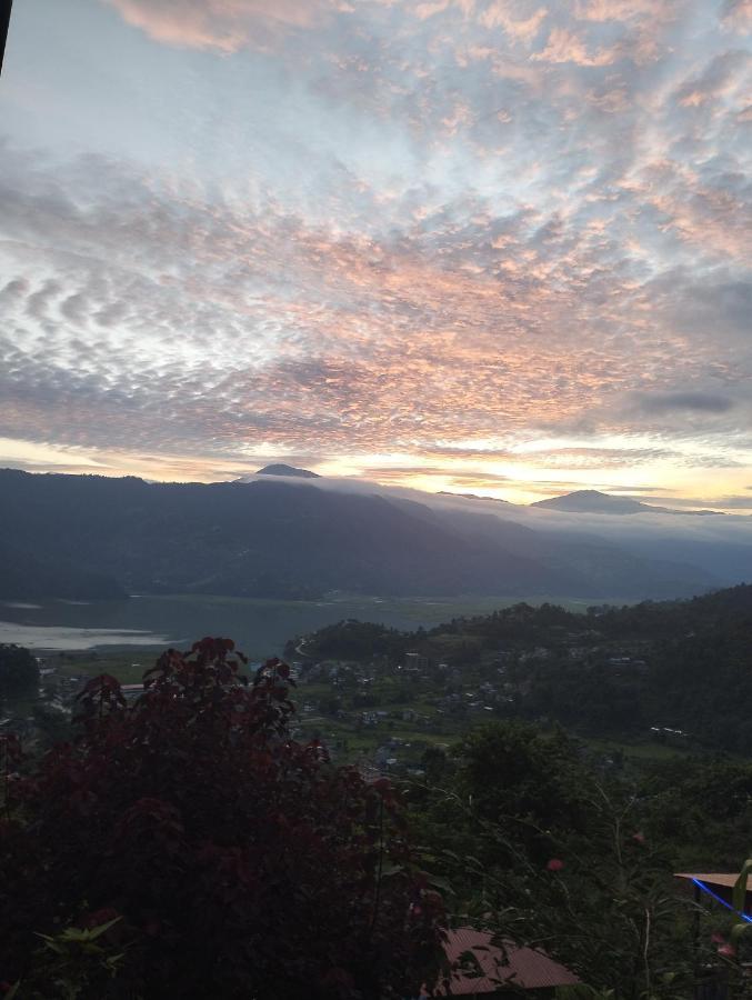 Into The Wild Pokhara Villa Kāskī Екстериор снимка