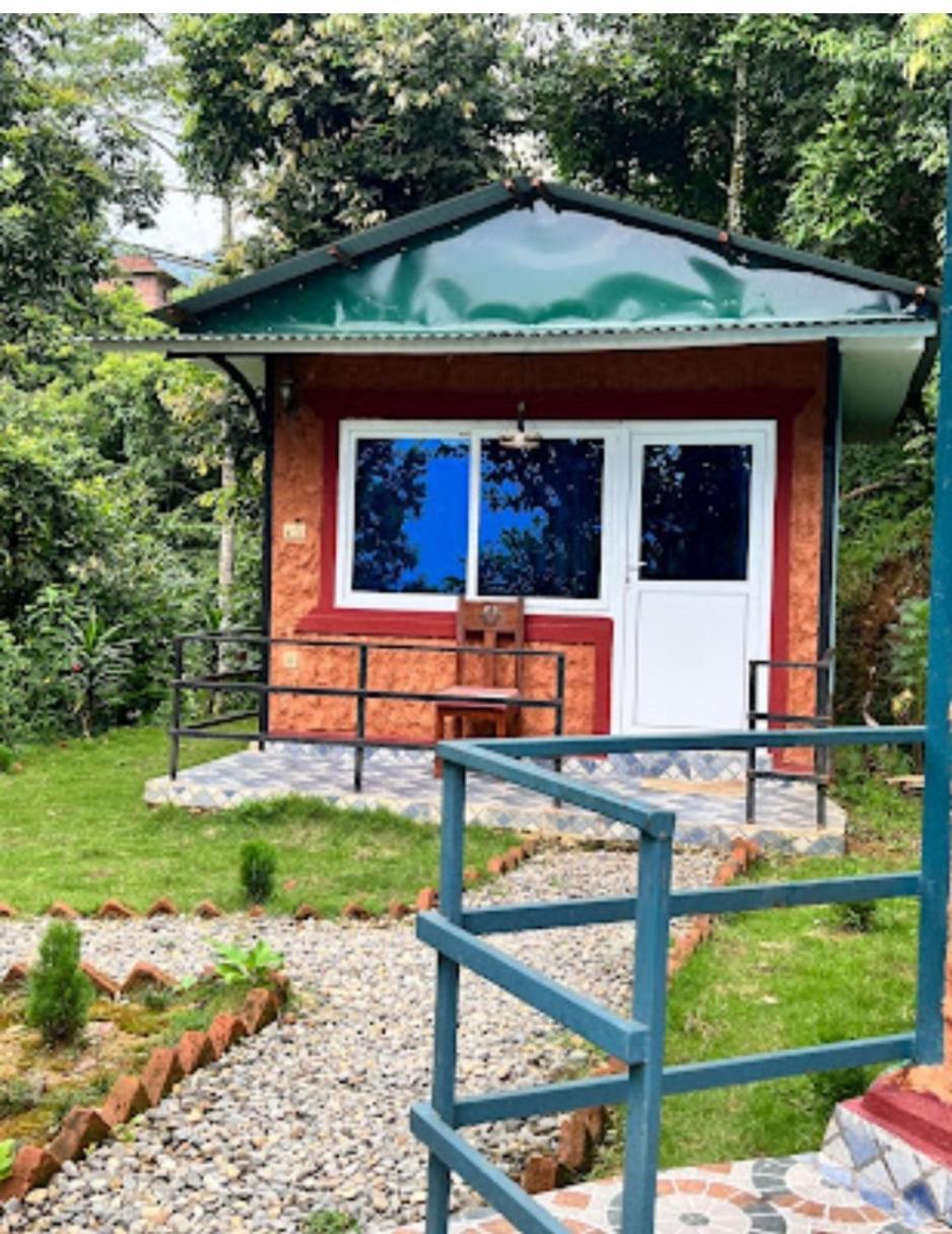 Into The Wild Pokhara Villa Kāskī Екстериор снимка