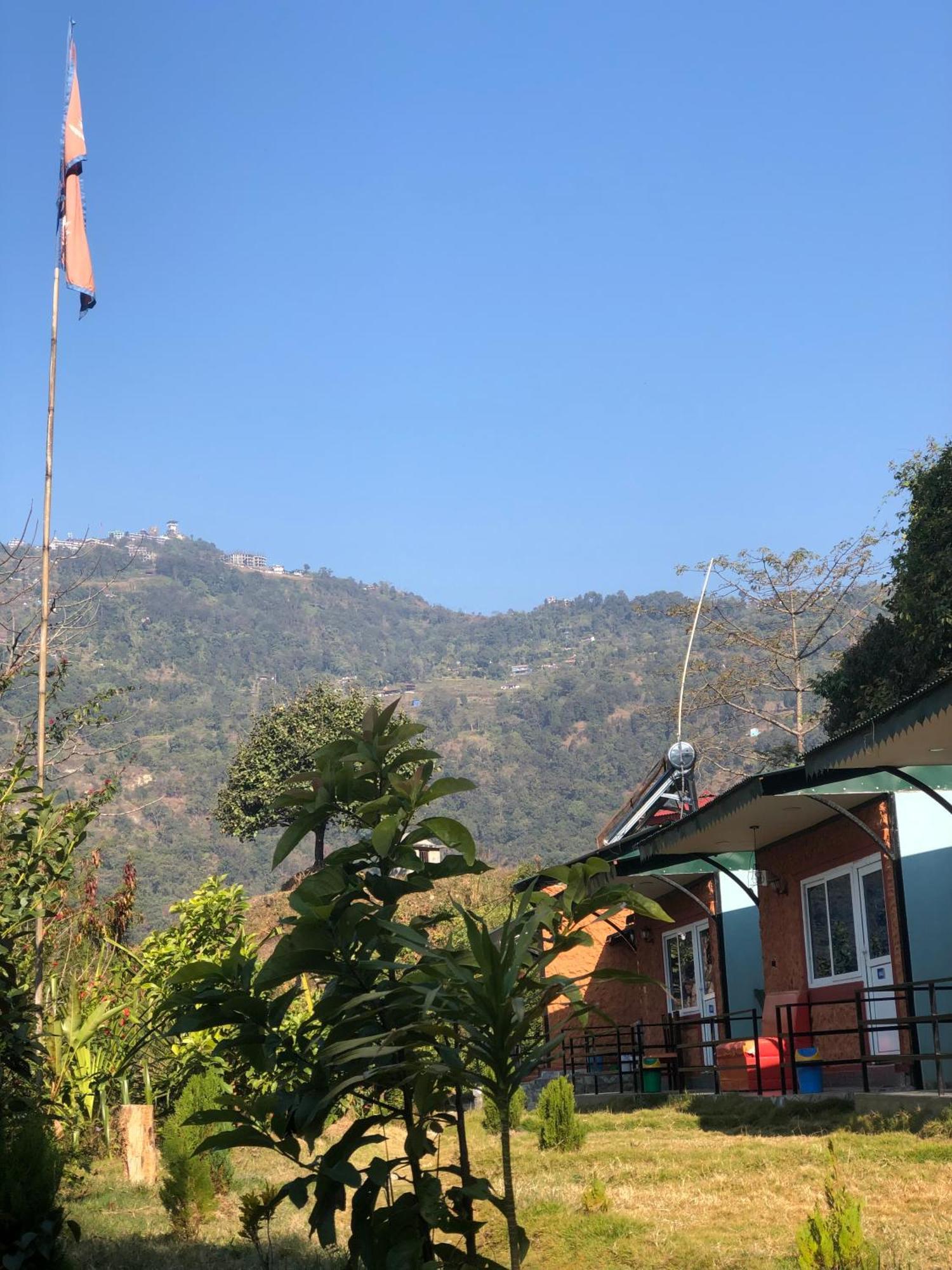 Into The Wild Pokhara Villa Kāskī Екстериор снимка