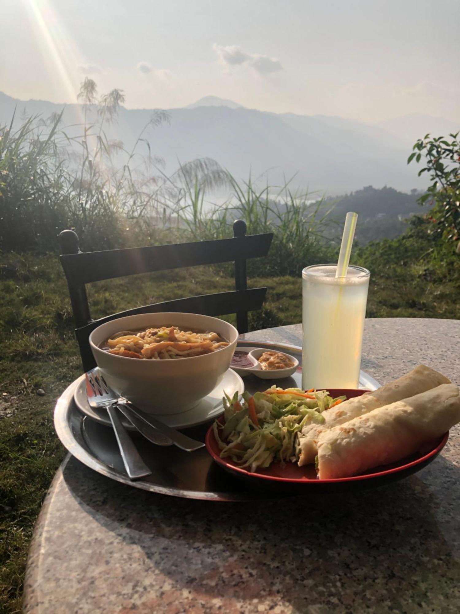Into The Wild Pokhara Villa Kāskī Екстериор снимка