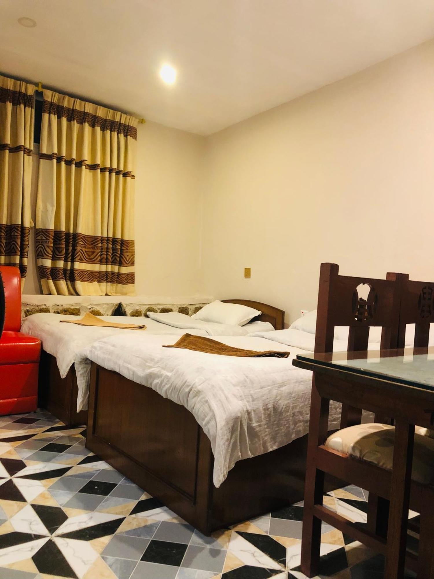 Into The Wild Pokhara Villa Kāskī Екстериор снимка