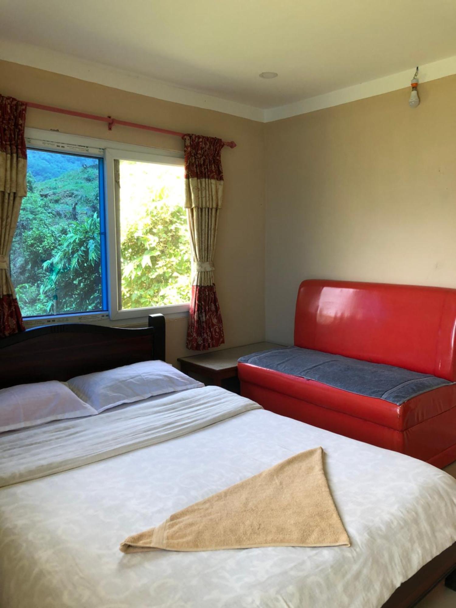 Into The Wild Pokhara Villa Kāskī Екстериор снимка